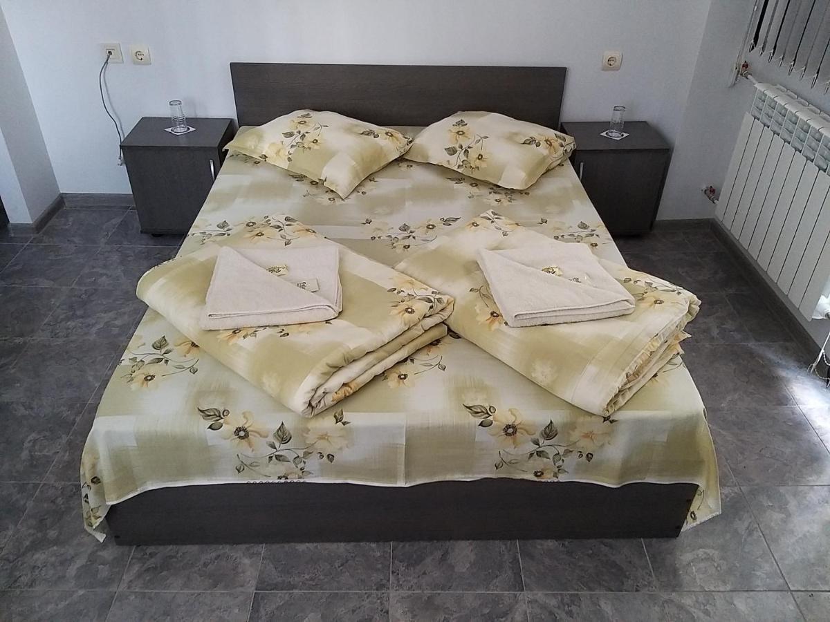 Hotel Rositsa Veliko Tarnovo Ngoại thất bức ảnh
