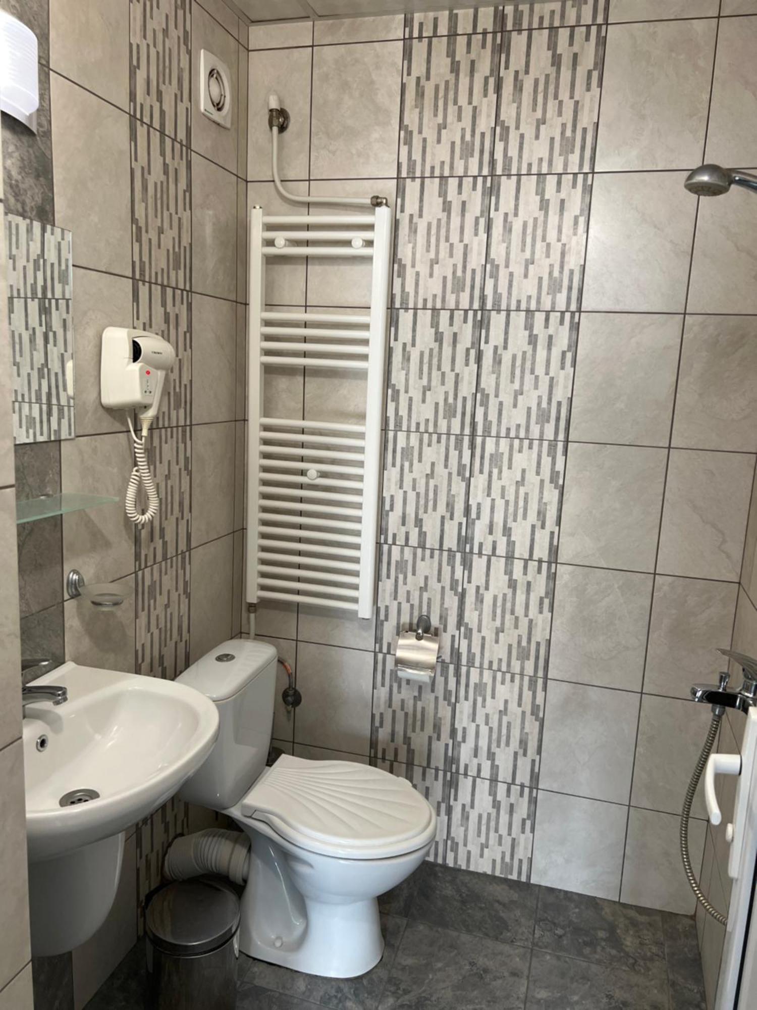 Hotel Rositsa Veliko Tarnovo Ngoại thất bức ảnh